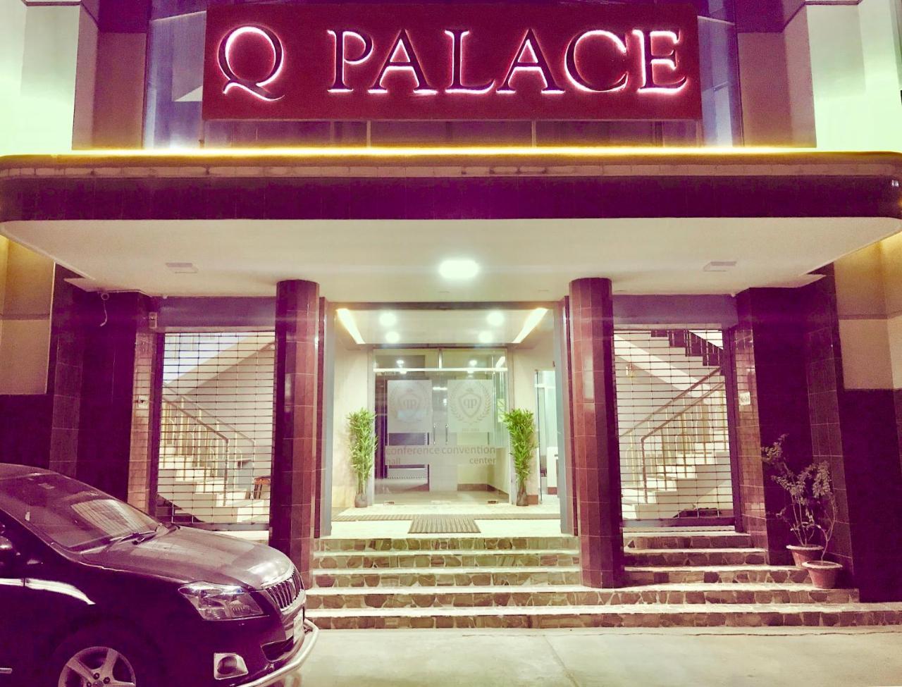 מלון Kumillā Q Palace מראה חיצוני תמונה